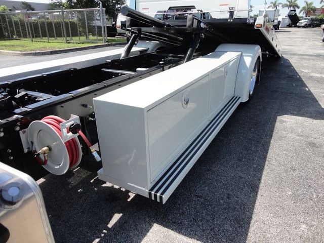 2020 HINO 268A w/ 22ft Jerr-Dan Custom StepSide Classic Car Carrier - 20092417 - 25