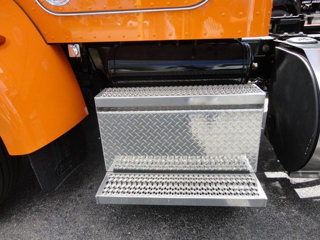 2020 Peterbilt 337 w/ 22ft Jerr-Dan Custom StepSide Classic Car Carrier - 18020859 - 37