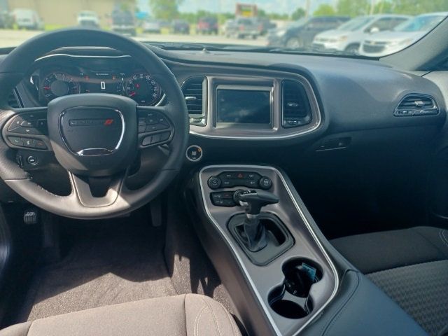 2022 Dodge Challenger SXT RWD - 21425646 - 15