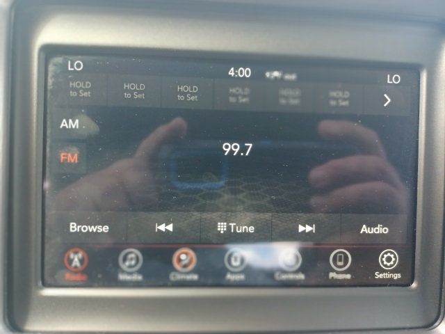 2022 Dodge Challenger SXT RWD - 21425646 - 40