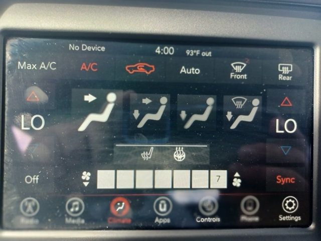 2022 Dodge Challenger SXT RWD - 21425646 - 43