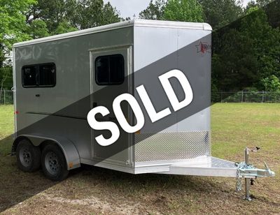 2022 Frontier 2022 Frontier 2 Horse Slant with Drop Feed Windows