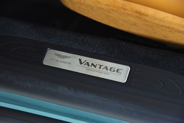 2023 Aston Martin Vantage Roadster  - 22049604 - 17