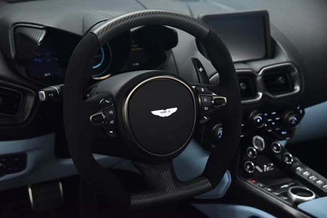 2023 Aston Martin Vantage Roadster V12  - 22123315 - 9