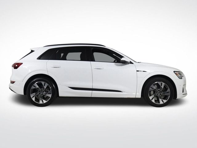 2023 Audi e-tron Premium quattro - 22417237 - 5