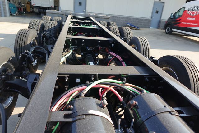 2023 Autocar DC64 Cab & Chassis - Diesel - 22902736 - 22