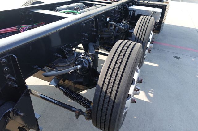 2023 Autocar DC64 Cab & Chassis - Diesel - 22902736 - 25