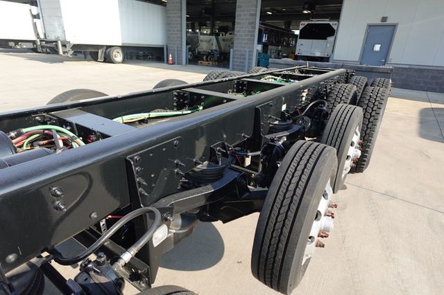 2023 Autocar DC64 Cab & Chassis - Diesel - 22902736 - 46