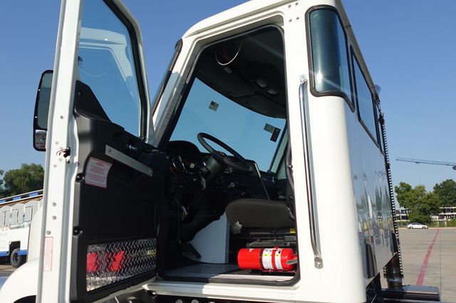 2023 Autocar DC64 Cab & Chassis - Diesel - 22902736 - 53