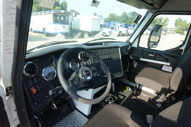 2023 Autocar DC64 Cab & Chassis - Diesel - 22902736 - 56