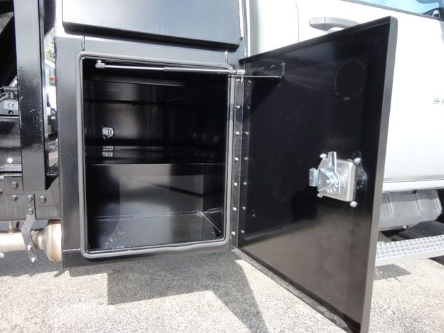 2023 Chevrolet SILVERADO 6500HD 14FT SWITCH-N-GO..ROLLOFF TRUCK SYSTEM WITH CONTAINER.. - 21008567 - 17