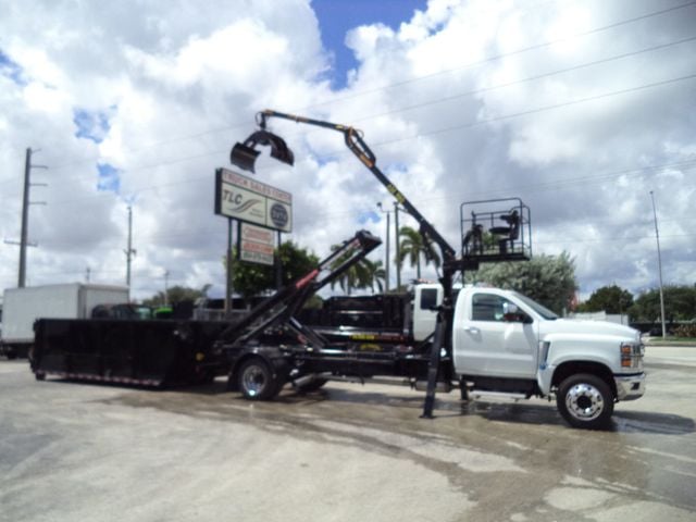 2023 Chevrolet SILVERADO 6500HD With 14ft Roll-Off Truck 17 Yard Grapple Boom & Seat - 22921404 - 1