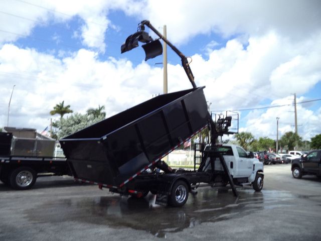 2023 Chevrolet SILVERADO 6500HD With 14ft Roll-Off Truck 17 Yard Grapple Boom & Seat - 22921404 - 22