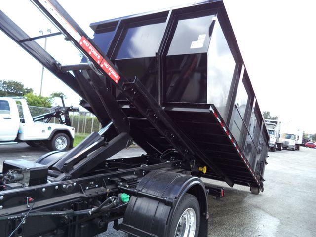 2023 Chevrolet SILVERADO 6500HD With 14ft Roll-Off Truck 17 Yard Grapple Boom & Seat - 22921404 - 25