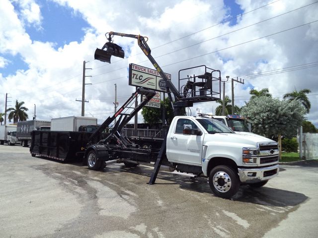 2023 Chevrolet SILVERADO 6500HD With 14ft Roll-Off Truck 17 Yard Grapple Boom & Seat - 22921404 - 29