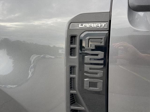 2023 Ford Super Duty F-250 SRW Lariat - 22254834 - 4