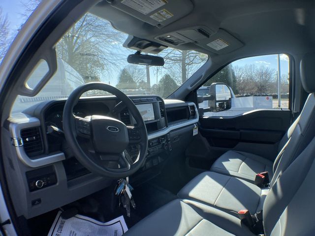 2023 Ford Super Duty F-550 DRW XL - 22461260 - 21
