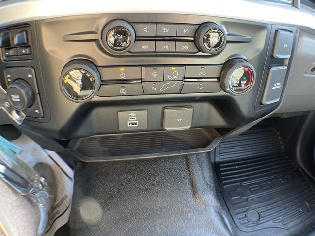 2023 Ford Super Duty F-550 DRW XL - 22461260 - 27