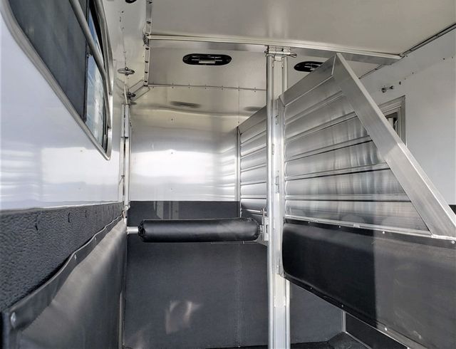 2023 Hart 2 Horse King Straight Load  - 22027131 - 9