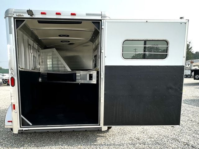 2023 Hart 2 Horse Slant with Drop Feed Windows  - 22186530 - 4