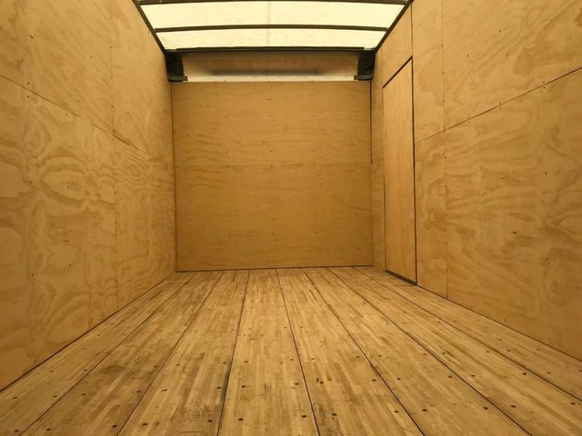 2023 Isuzu NPR HD DIESEL 2023 Isuzu 18' Box - 21950808 - 3
