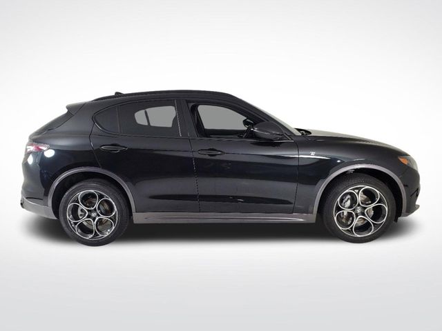 2024 Alfa Romeo Stelvio Ti AWD - 22349204 - 5