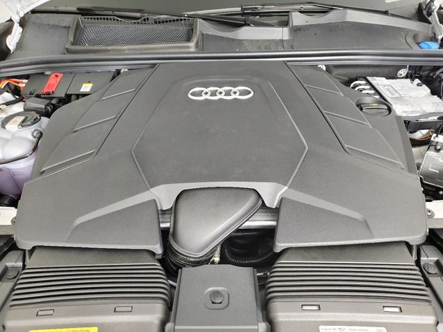 2024 Audi Q8 Premium 55 TFSI quattro - 22380371 - 17