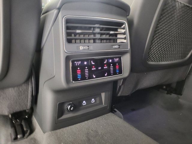 2024 Audi Q8 Premium Plus 55 TFSI quattro - 22389136 - 15