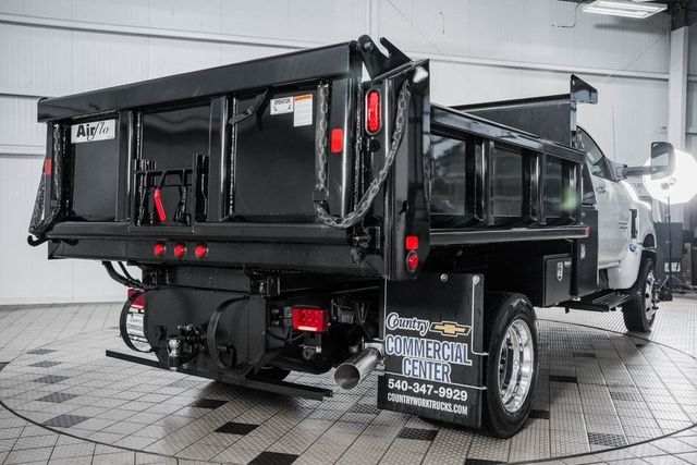 2024 Chevrolet Silverado 5500 HD Work Truck - 22868369 - 3