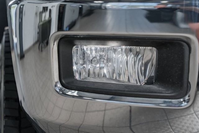 2024 Chevrolet Silverado 6500 HD Work Truck - 22868372 - 7
