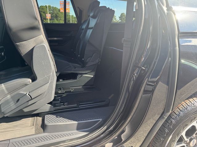 2024 Ford Expedition Max XLT 4x2 - 22922521 - 29