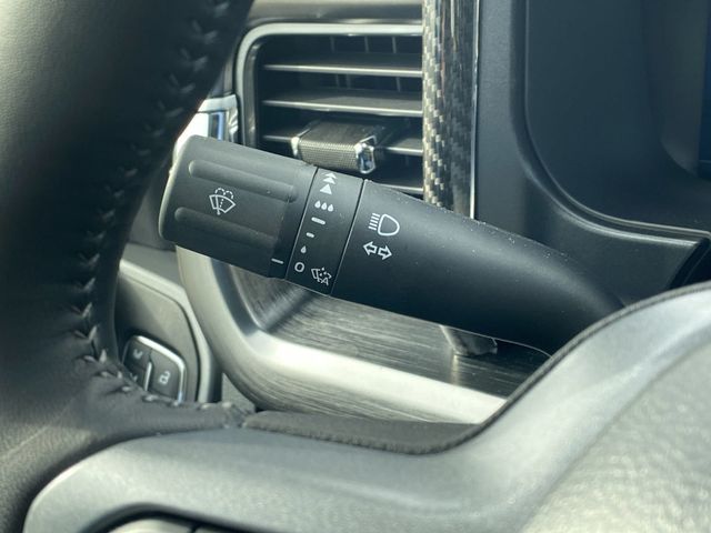 2024 Ford Super Duty F-250 SRW LARIAT - 22629740 - 29