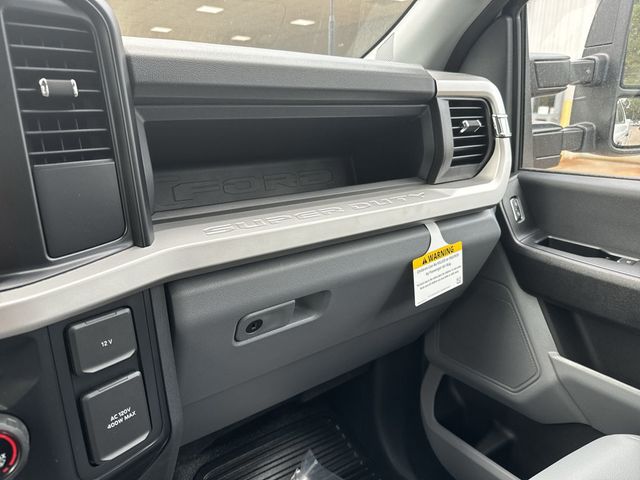 2024 Ford Super Duty F-250 SRW XL 2WD Crew Cab 8' Box - 22822477 - 27