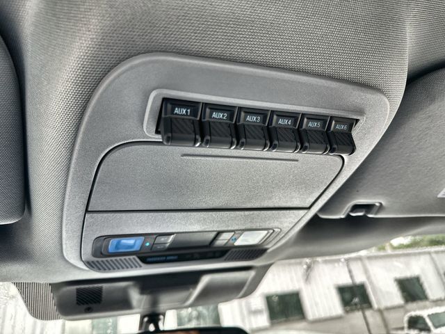 2024 Ford Super Duty F-250 SRW XL 4WD Crew Cab 8' Box - 22720192 - 29