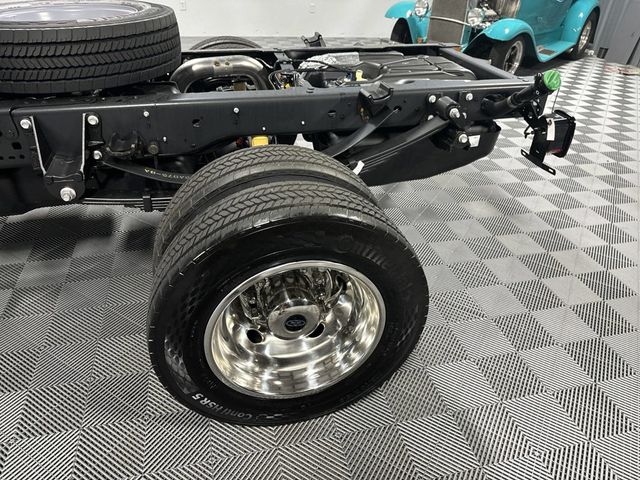 2024 Ford Super Duty F-450 DRW Cab-Chassis  - 22468011 - 10