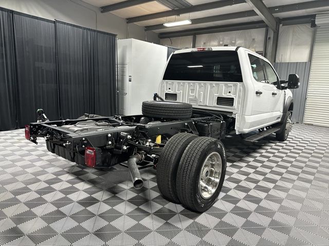2024 Ford Super Duty F-450 DRW Cab-Chassis  - 22468011 - 4