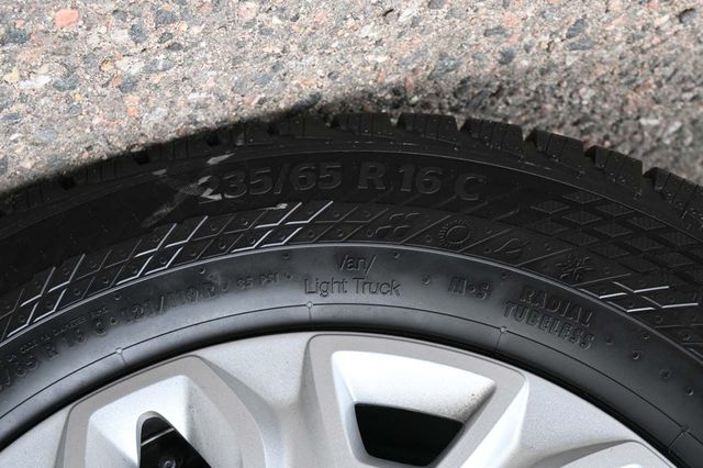 2024 Ford Transit Cargo Van T-150 148" Med Rf 8670 GVWR RWD - 22896358 - 11