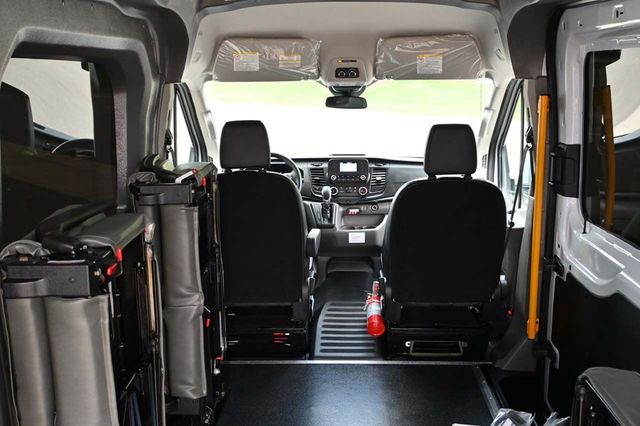 2024 Ford Transit Cargo Van T-150 148" Med Rf 8670 GVWR RWD - 22896358 - 24