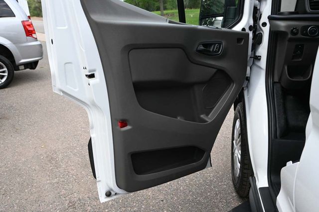 2024 Ford Transit Cargo Van T-150 148" Med Rf 8670 GVWR RWD - 22896358 - 28