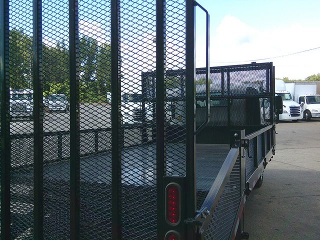 2024 Isuzu NPR GAS HD 2024 Isuzu 14'  Dove Tail Landscape Truck - 22283861 - 16