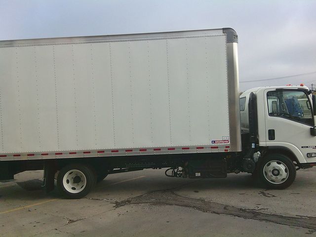 2024 Isuzu NPR HD DIESEL 2024 ISUZU 20' MORGAN BOX TRUCK - 22920558 - 3