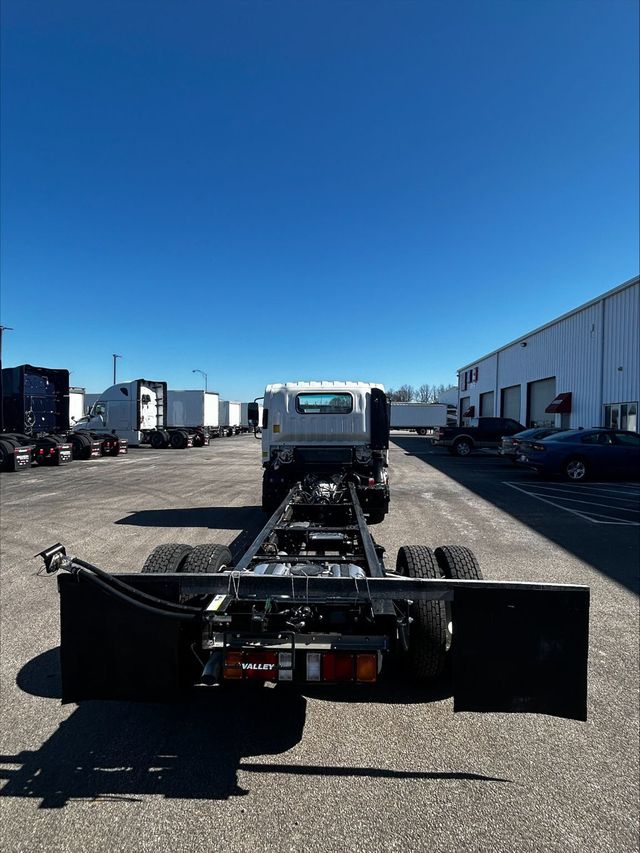 2024 Isuzu NPRHD  - 22818529 - 4