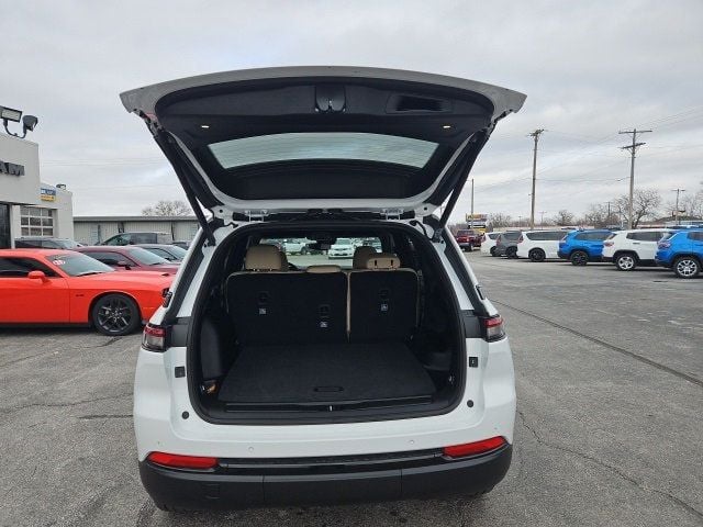 2024 Jeep Grand Cherokee Limited 4x4 - 22325801 - 7