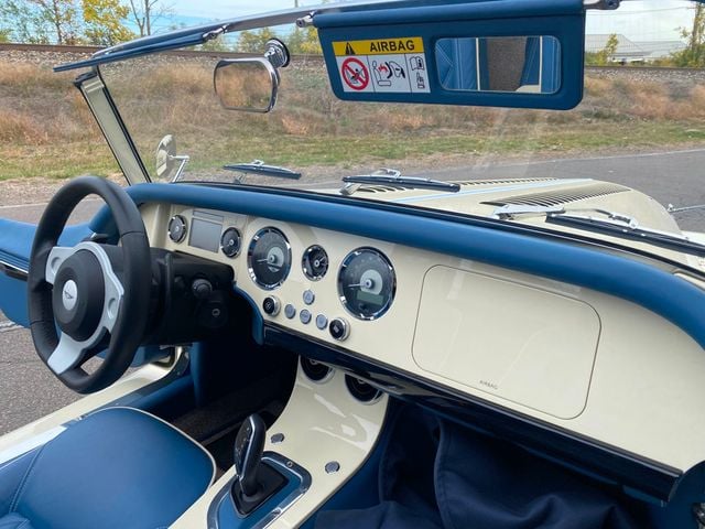 2024 Morgan Plus Four  - 22917095 - 17
