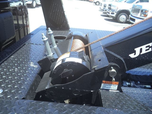2024 Ram 4500 SLT 4x4 w/ Jerr-Dan Wrecker MPL-NGS Steel Self Loader Underlift - 22888784 - 22