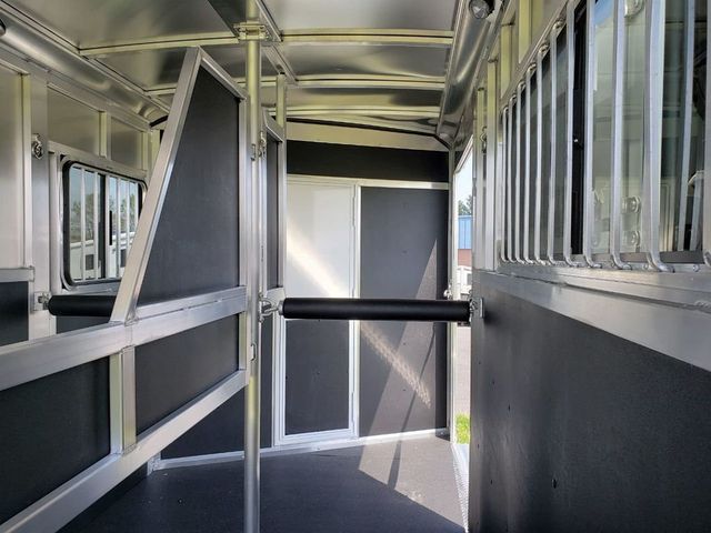 2024 Shadow 2 Horse Kingmate Straight Load with Side Ramp  - 22032324 - 7