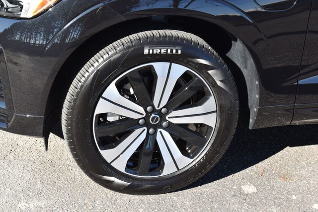 2024 Volvo XC60 Recharge Plug-In Hybrid T8 eAWD PHEV Core Dark Theme - 22790182 - 10