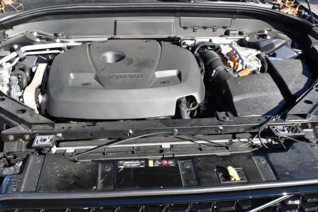 2024 Volvo XC60 Recharge Plug-In Hybrid T8 eAWD PHEV Core Dark Theme - 22790182 - 18