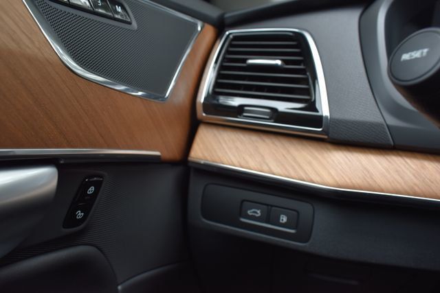 2024 Volvo XC90 Recharge Plug-In Hybrid T8 eAWD PHEV Plus Bright Theme 7P - 22790194 - 25