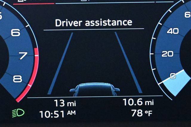 2025 Audi Q3 S line Premium 45 TFSI quattro - 22924627 - 11